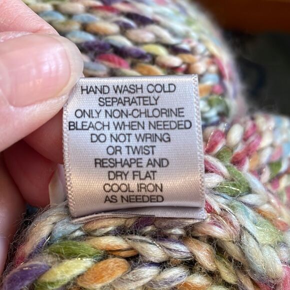 Leo & Nicole multi colored Snap neck cardigan sweater - Picture 10 of 10